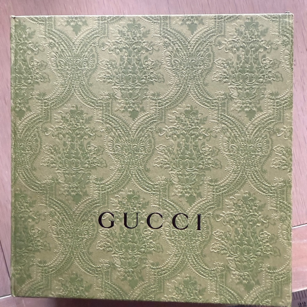 Gucci Pink Leather Belt